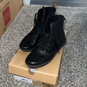 Like new Dr. Martin black high top shoes